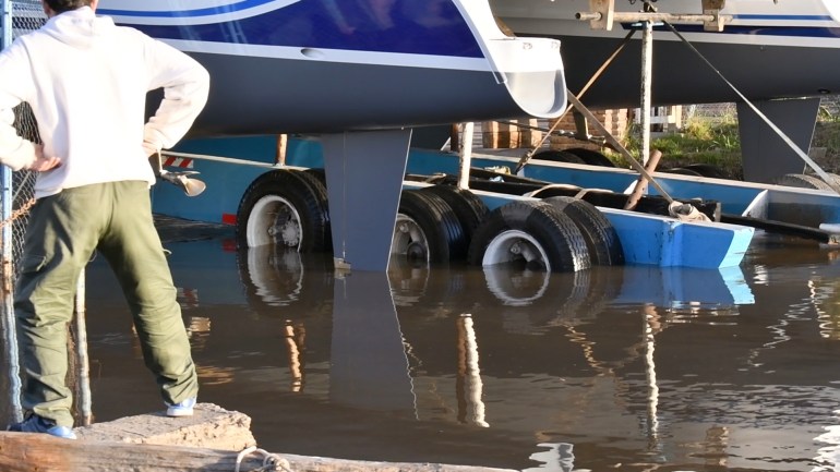 Frame-17-05-2018-04-55-23